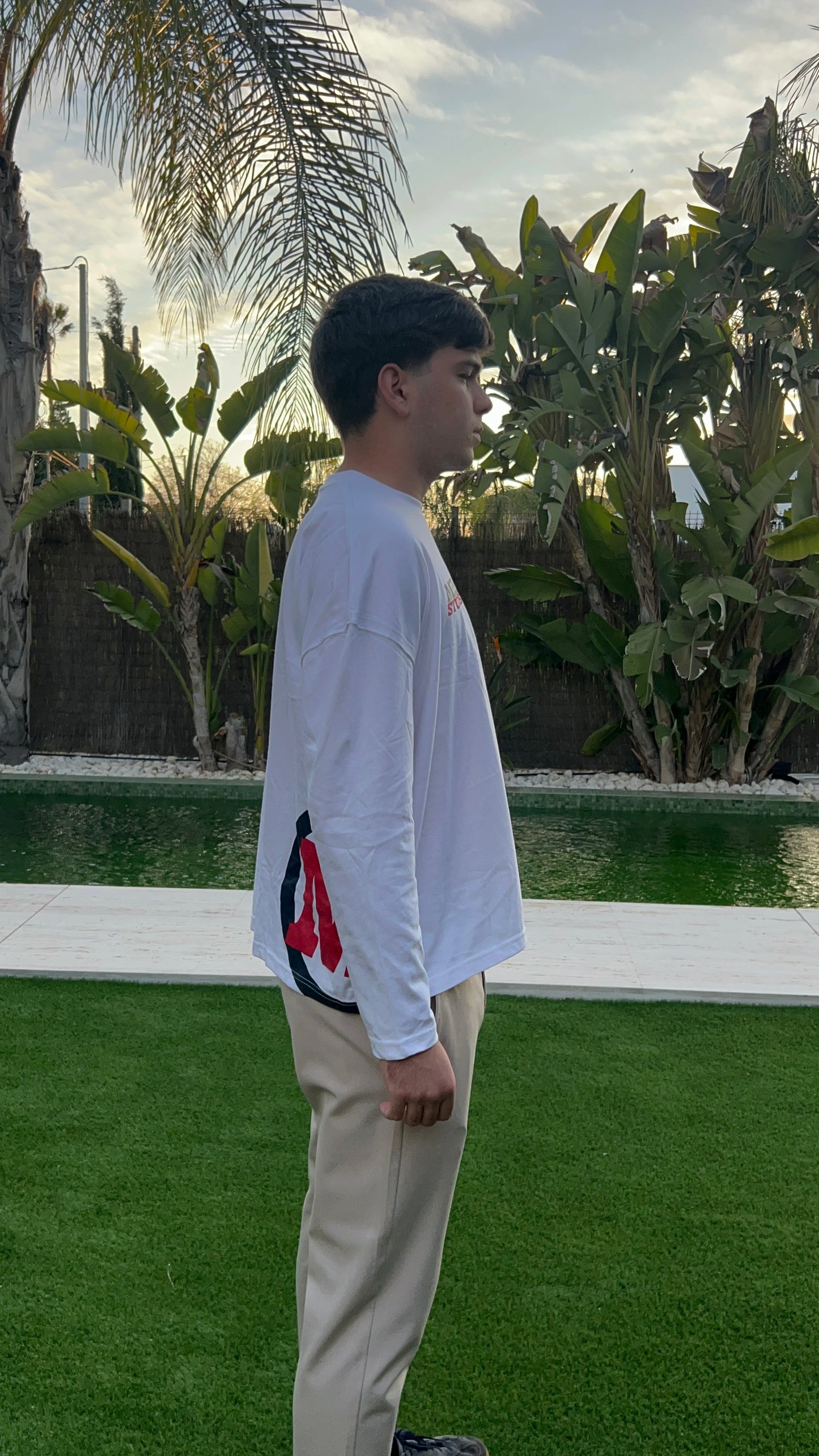 ICONIC WHITE LONGSLEEVE