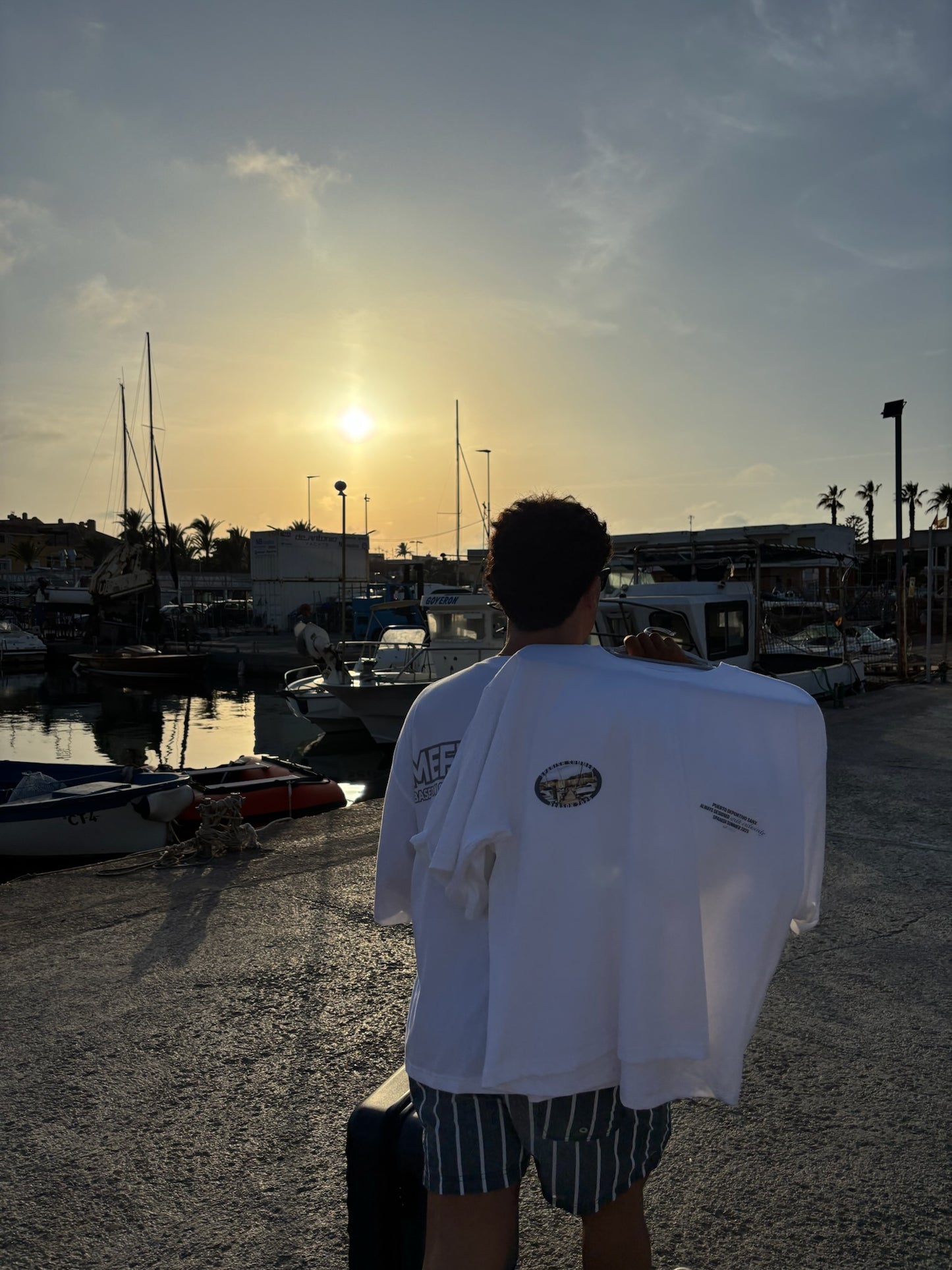 “PUERTO DEPORTIVO” WHITE T-SHIRT