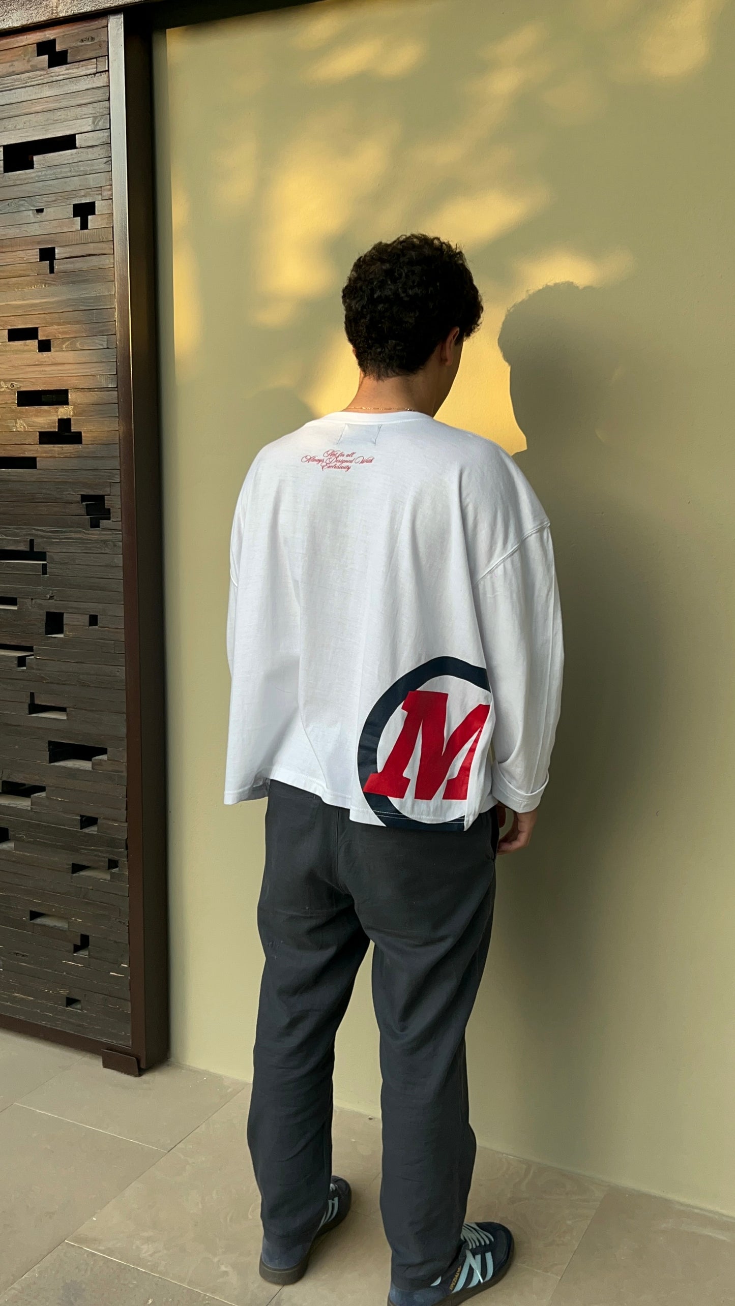 ICONIC WHITE LONGSLEEVE