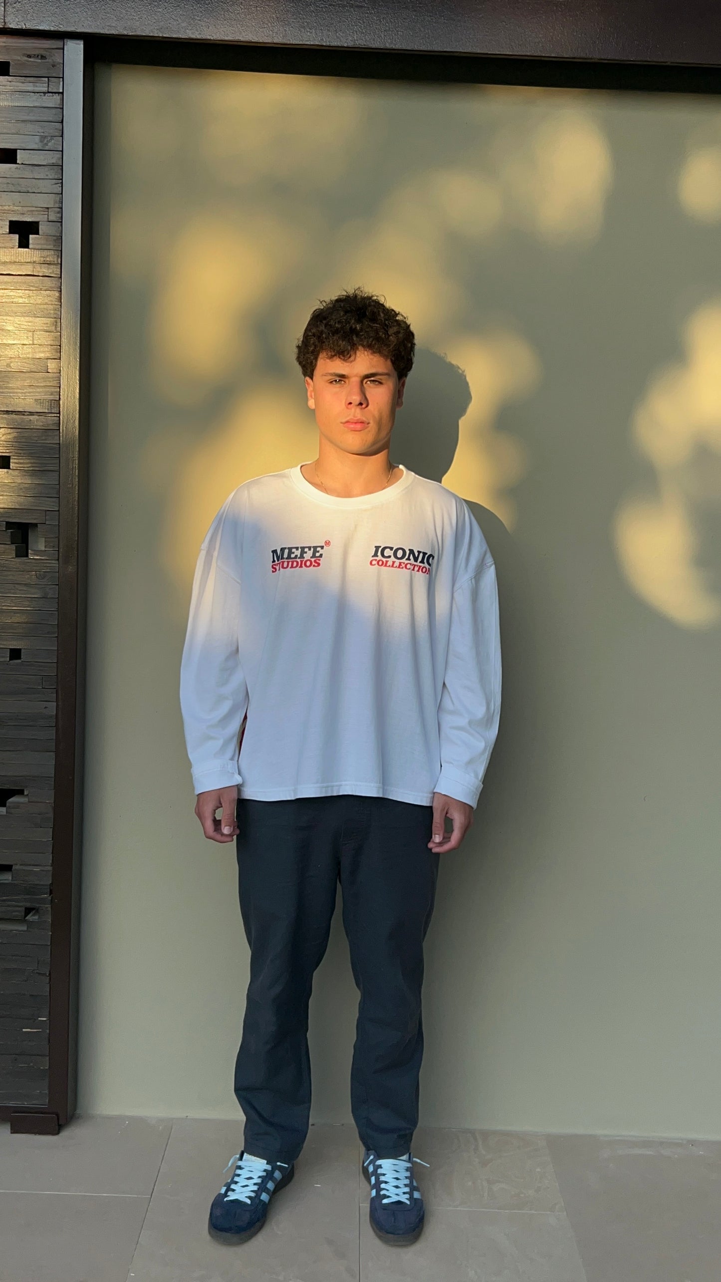 ICONIC WHITE LONGSLEEVE